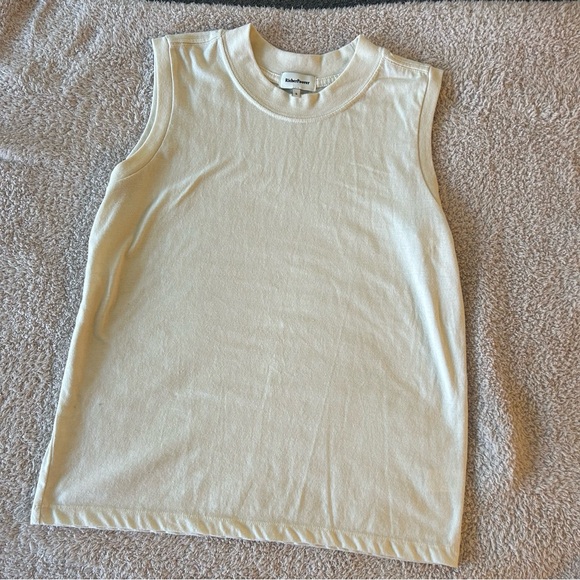 Richer Poorer Tops - Richer Poorer Women’s Easy Muscle Tank - Mushroom in Size Small